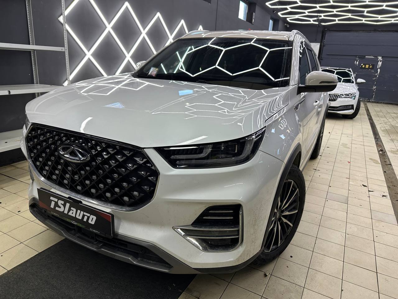 Шумоизоляция Chery Tiggo 8 Pro Max в Москве - пакет Элит