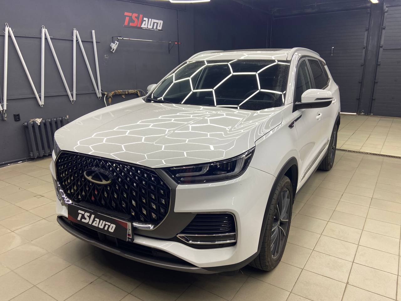 Шумоизоляция Chery Tiggo 8 Pro Max в пакете Комфорт в Москве