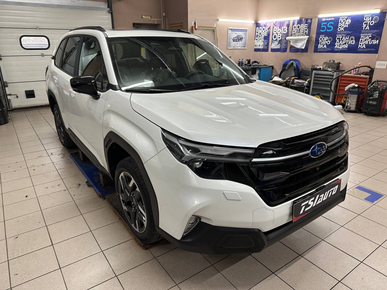 Шумоизоляция Subaru Forester 6 в Москве