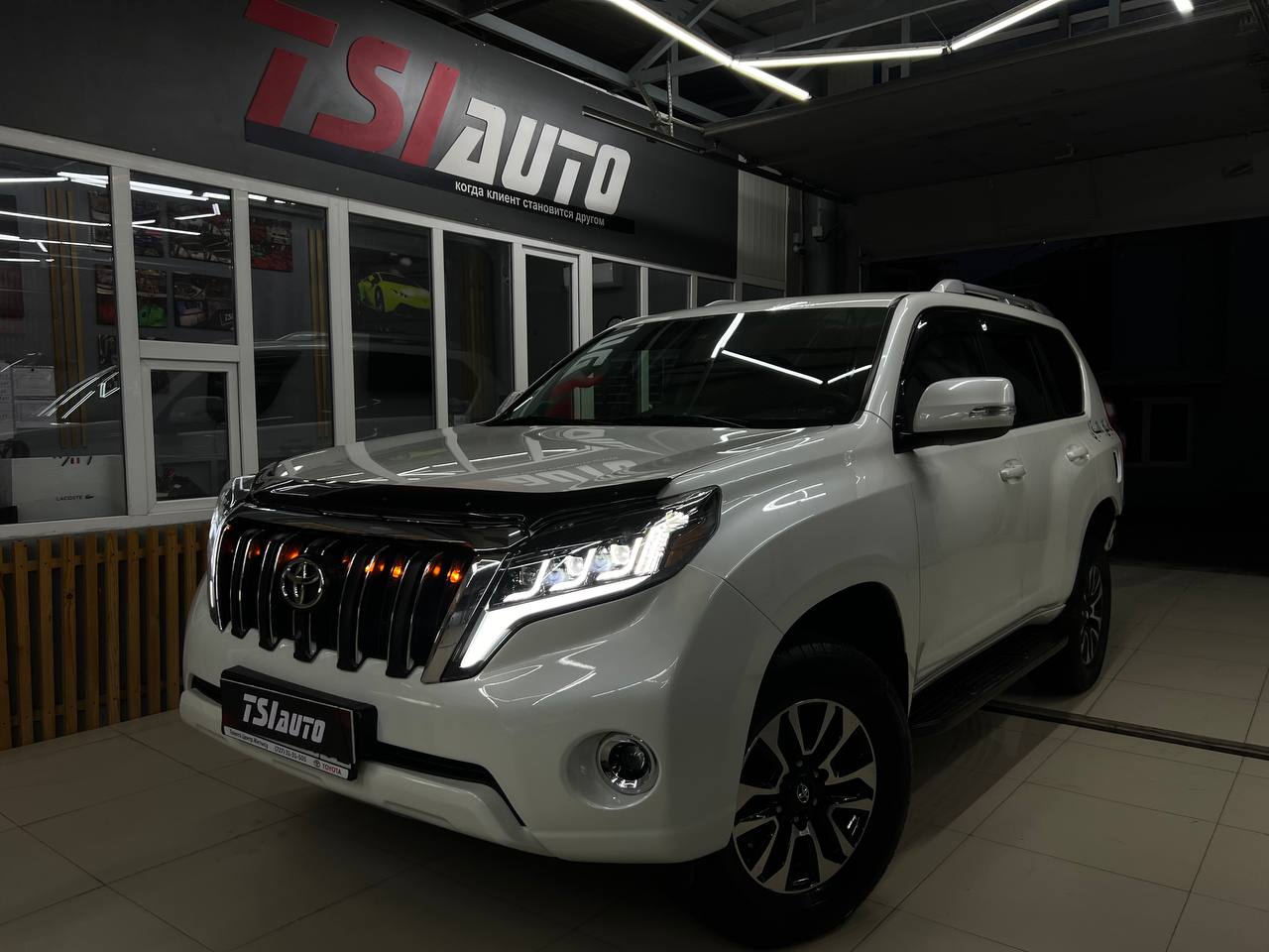 Полная шумоизоляция Toyota Land Cruiser Prado 150 в Москве